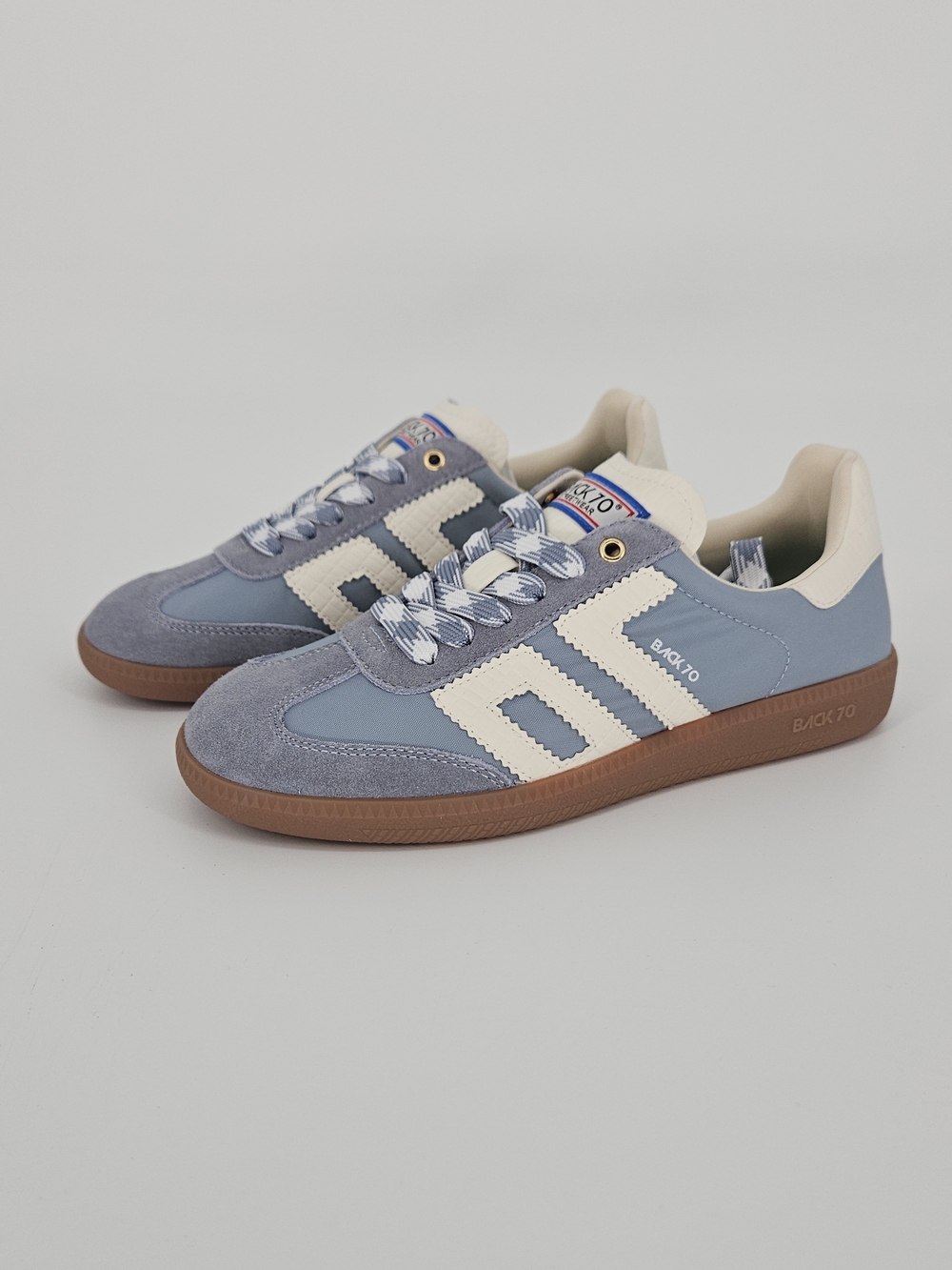 Back 70 Ghost 36 Sky Blue Suede Sneakers Size 5-5.5/EU 36 NIB